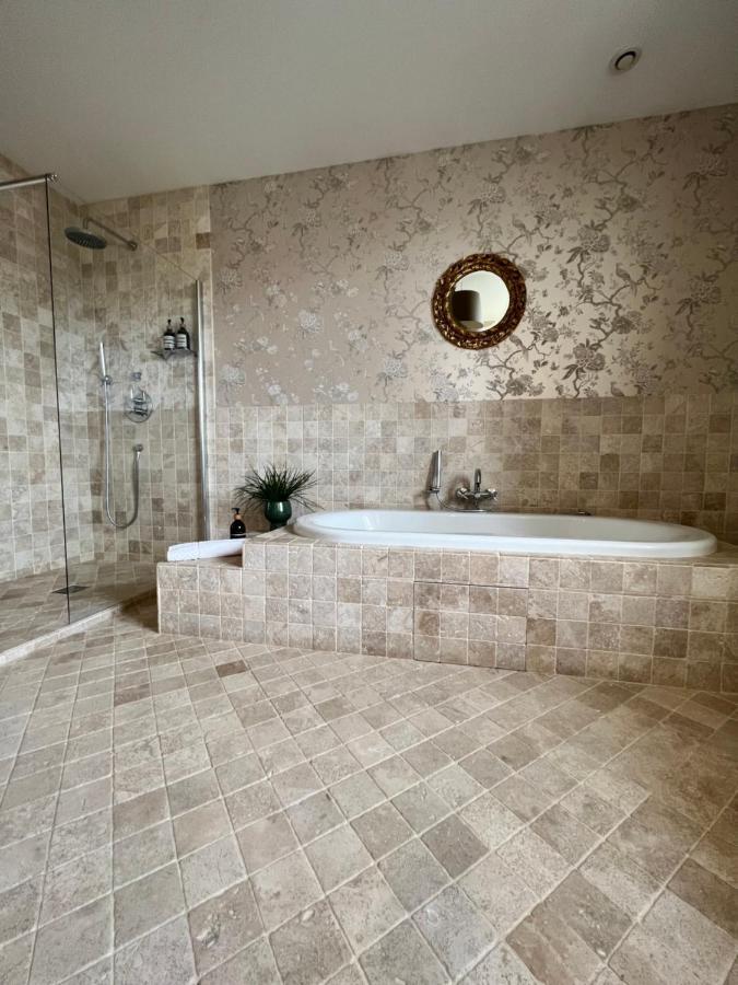 La Girarde Bed & Breakfast Saint-Quentin-de-Caplong Bagian luar foto